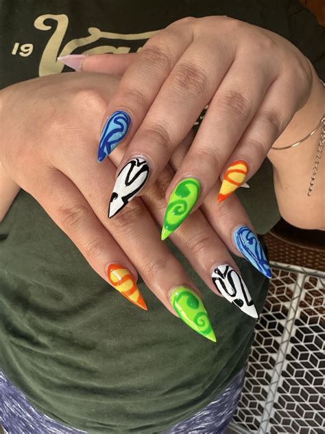 Lilies of the valley : r/NailArt