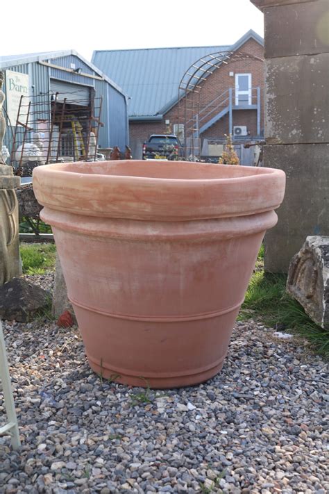 Pair of Large Terracotta plant pots - 90cm - The Beechfield Reclamation Co