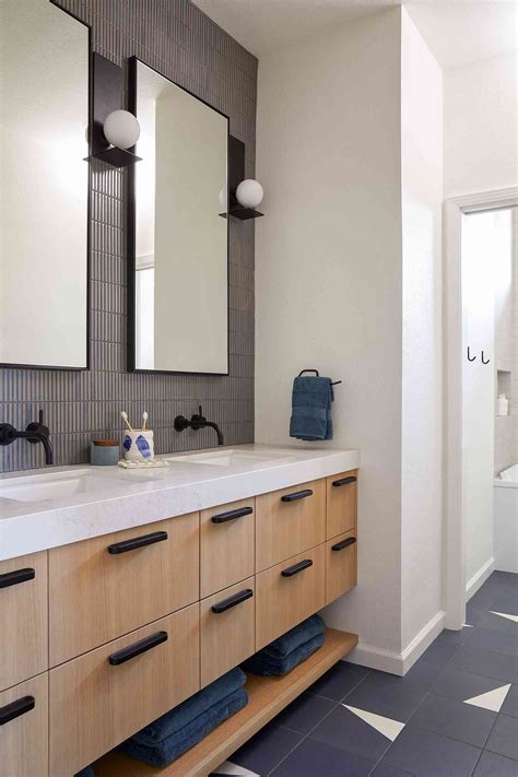 30 Neutral Bathroom Ideas That Are Timeless and Relaxing