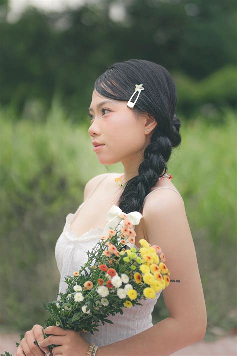 Curvy+Brunettes Photos, Download The BEST Free Curvy+Brunettes Stock Photos & HD Images