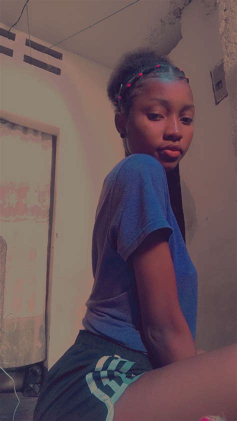 Pin by Halfcast on Akwasi | Pretty people, Beautiful dark skinned women ...