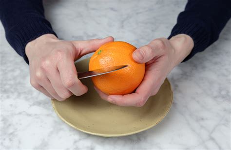 What the "Orange Peel Theory" Means for Your Relationship - Everyday Owl