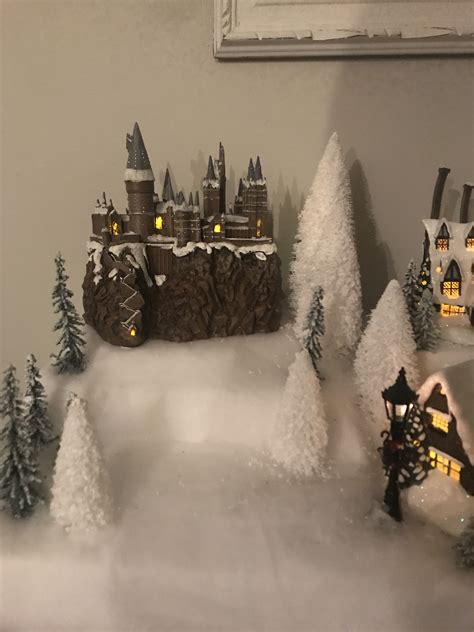 Harry Potter Christmas Village - Festive Holiday Decor