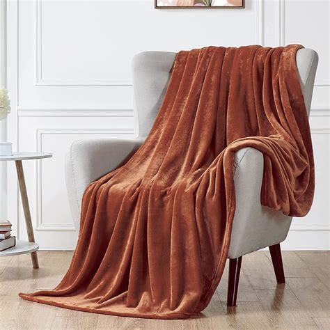 "Walensee Luxury Velvet Plush Blanket, Multipurpose Lightweight ...