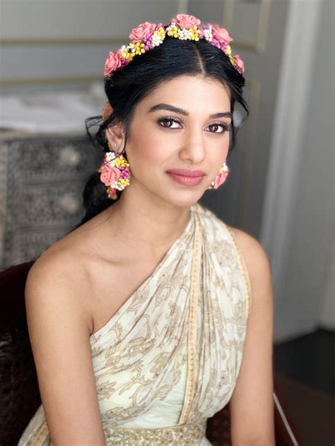 18 Stunning Indian Bridal Hairstyles Curated By Bollywood Hairstylists ...