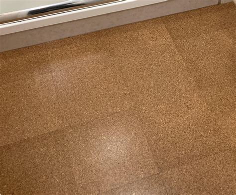 "Acrylicork" 4mm Natural Varnished Cork Floor tiles - Cork Tree Ltd