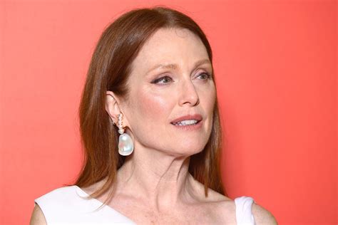 Actress Julianne Moore Reveals Her Children's Book 'Freckleface ...