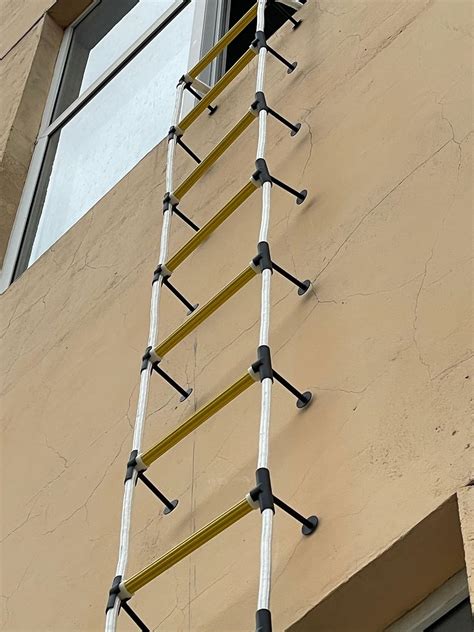 Fire Rescue Ladder for 2 Story 16ft Flame Resistant - Safety Rope ...