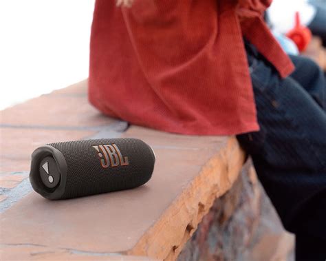 After Years, JBL Finally Upgrades Its Popular Portable Bluetooth Speakers