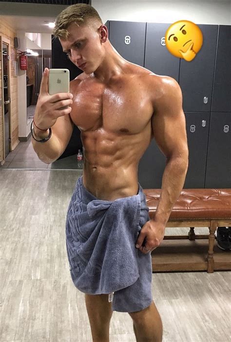 Muscles, Blonde Guys, Hommes Sexy, Hot Hunks, Men's Muscle, Muscular ...