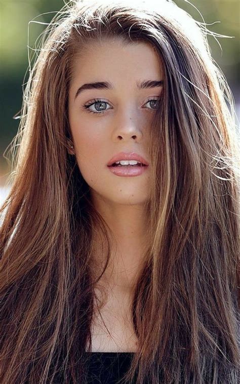 Pin by Jeff on Stunning Brunettes | Stunning brunette, Beautiful eyes ...
