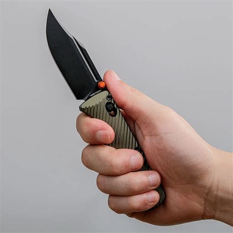 Clip Point Knives Australia: Classic & Versatile Blades | Blade Forge