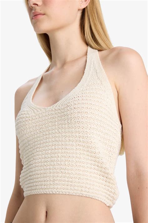 Ecru Woman Slim Fit Halter Neck Tank Top 3336114 | DeFacto