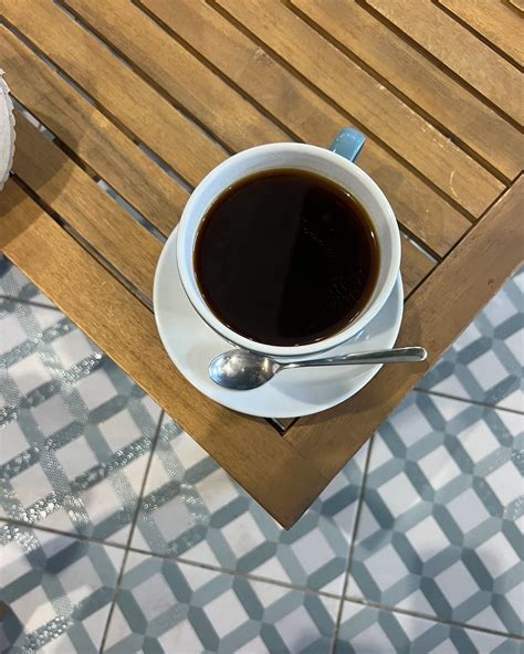 Katie Anders (@katieanders3) • Instagram photos and videos