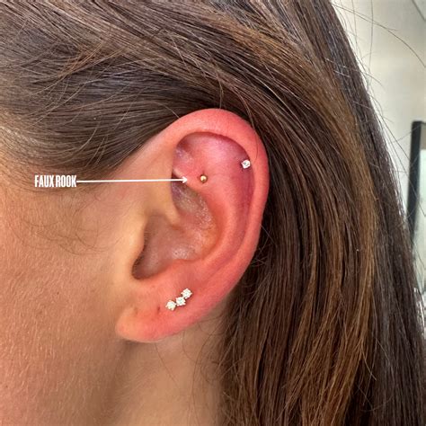 Rook Piercing Guide | Placement, Pain, Healing & Jewellery Tips - covetear