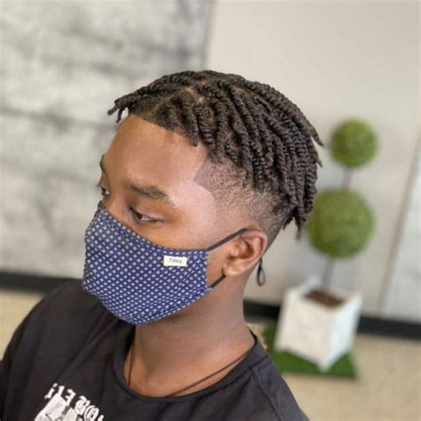 How to Do Two Strand Twist for Men: Easy Styling Guide