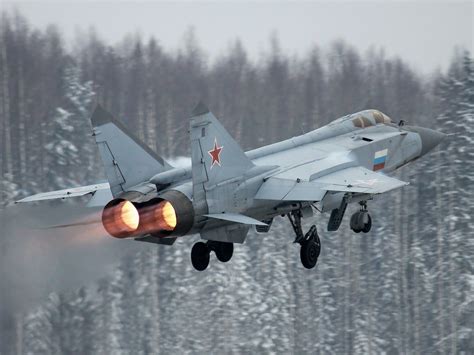 MiG-31 Foxhound — Arctic Afterburner HD Wallpaper