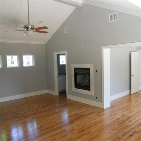 What Color Floor Goes With Grey Walls