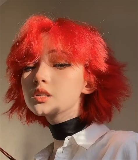 Short hairstyle | Short hair styles, Fluffy hair, Short grunge hair