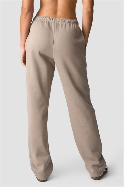 Everyday Straight Leg Sweatpants Greige | ICIW