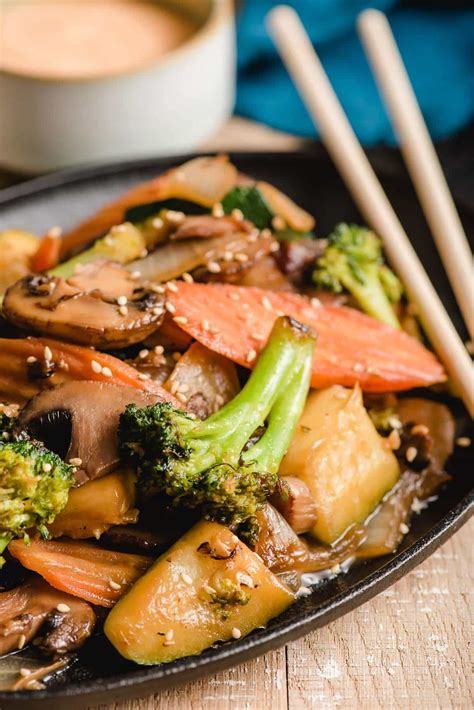 Easy Hibachi Vegetables (Copycat Recipe) | NeighborFood