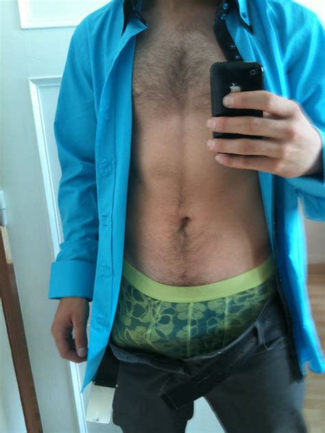 Naked and Hot Men: Guys With iPhones 5