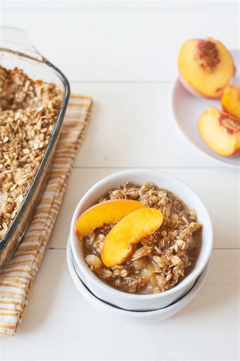 Peach Baked Oatmeal: Easy Breakfast Recipe in 25 Minutes - recipe maestro