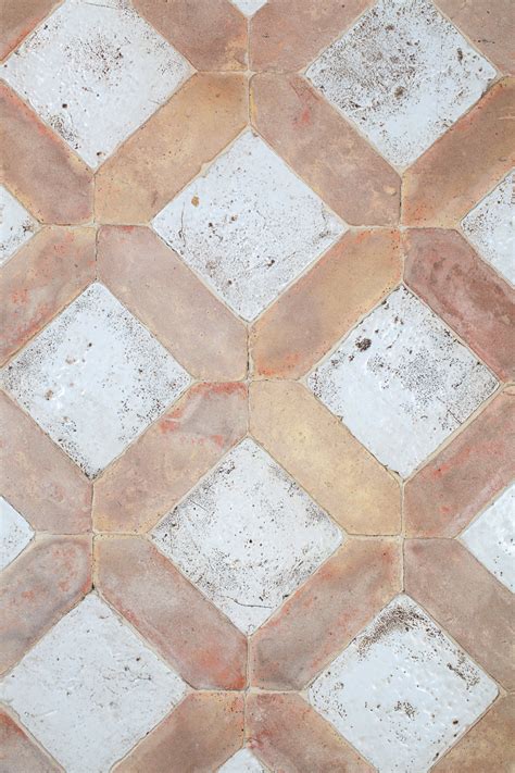 NATURAL TERRACOTTA Indoor/outdoor quarry wall/floor tiles By Cotto Etrusco