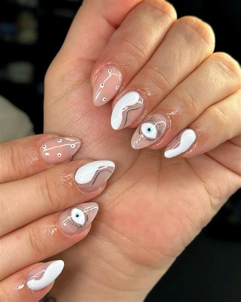 35 Best White Almond Nail Designs Ideas - Trendy Canva