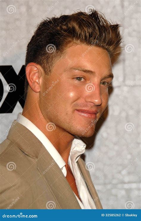 Tweener Prison Break