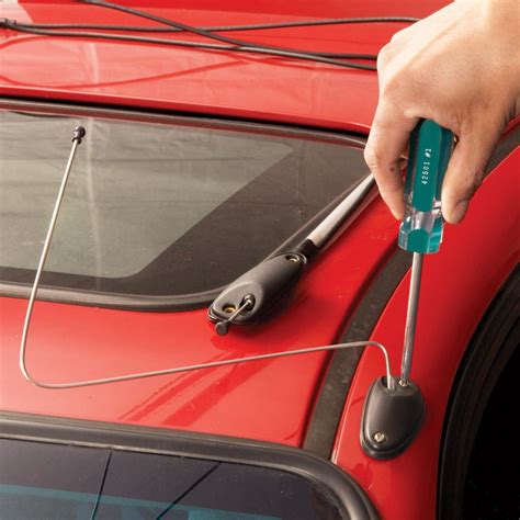 How to Replace a Car Antenna | Family Handyman