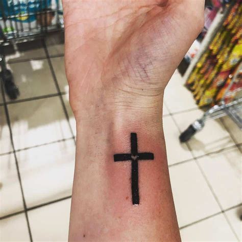 Small Cross Tattoo Wrist - 300 Small Wrist Tattoos Ideas For Girls 2020 ...
