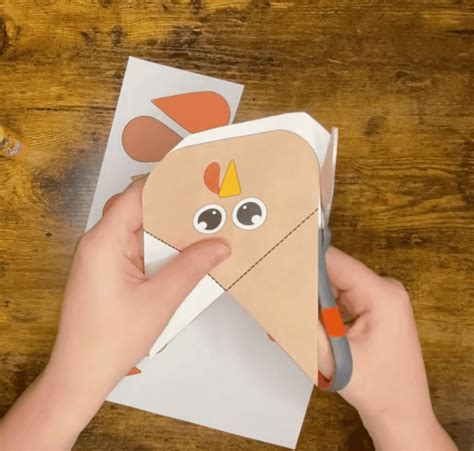 Free Printable Turkey Bookmark Craft - The Artisan Life