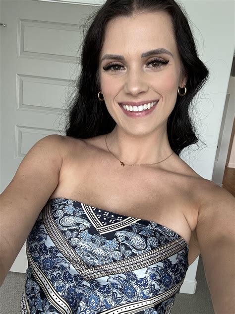 My face after a long work day 🤪 : r/Faces