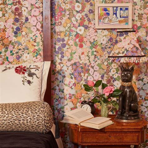 Is Wallpaper Back in Style? A Deep Dive into Interior Design Trends ...