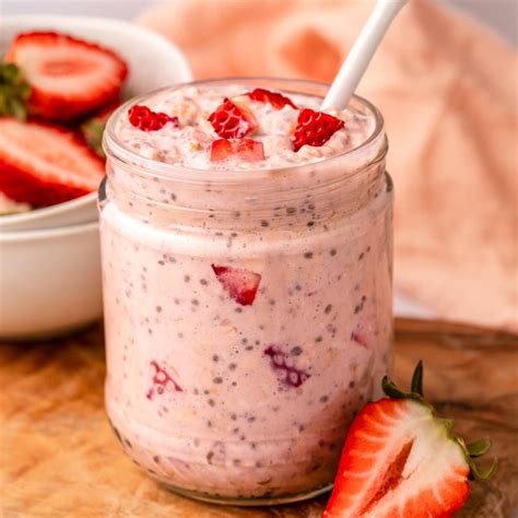 Strawberry Overnight Oats - From My Bowl