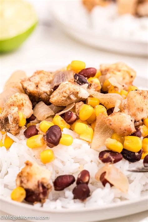 Slow Cooker Mexican Chicken and Rice • MidgetMomma