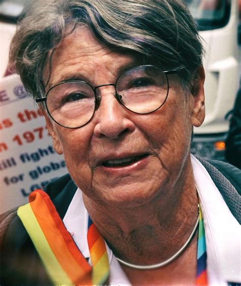 Angela Mason: Películas, biografía y listas en MUBI