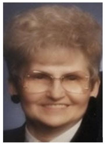 Lorenzia E. "Laurie" Oakes Obituary (2024) - Aberdeen, SD - Schriver's ...