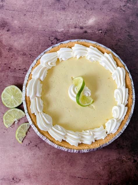 Easy Key Lime Pie Recipe - Scrambled Chefs