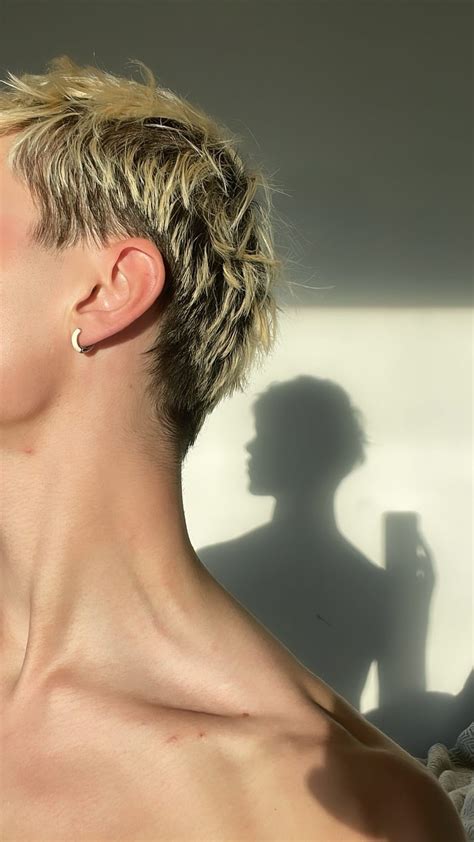 Edgar Molina adlı kullanıcının Clothes / Style panosundaki Pin | Erkek ...