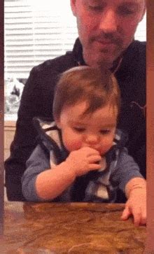 Funny Fathers Day Gif - GIFcen
