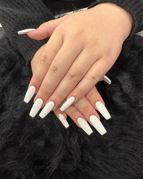Acrylic Nails Coffin Shape
