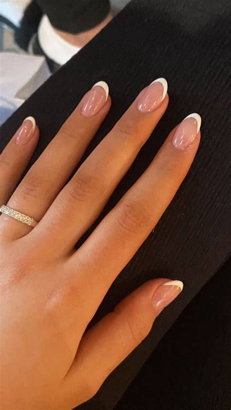 30 Short Classy Nails You Need to Try 2024 2 | Classy nails, Classic ...