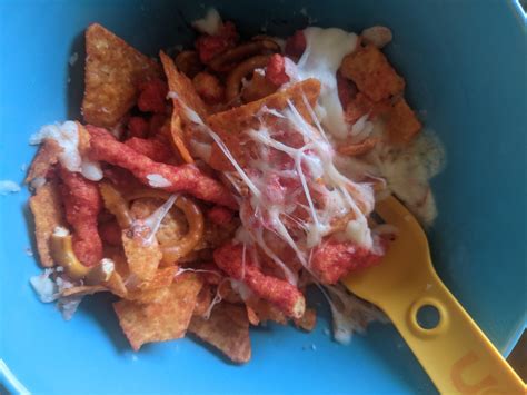 Flamin' hot munchies mix with microwaved mozzarella cheese : r ...