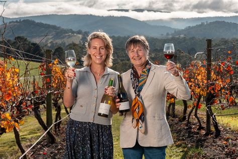 De Bortoli signs 3-year deal as official wine partner of the Victorian Racing Club - Drinks Trade