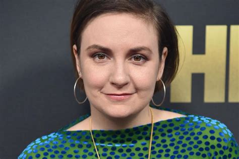 Lena Dunham posts naked selfie to mark nine months since hysterectomy ...