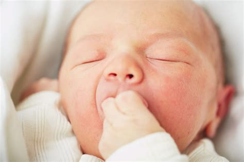 How To Know If Newborn Is Hungry At Night at Ian Milligan blog