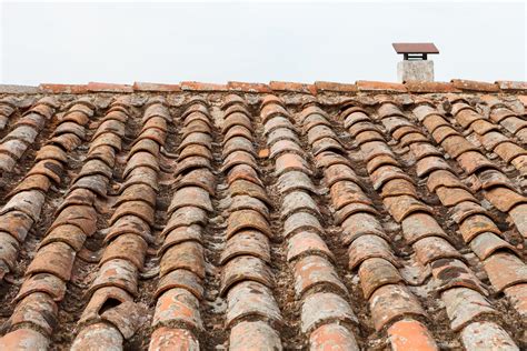 How to Repair Cracked Roof Tiles: Step-by-Step Guide