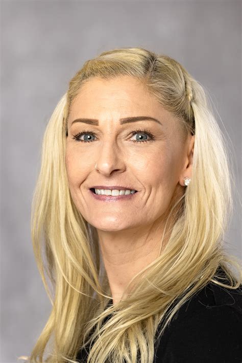 Varsity Lincoln Staff - Novi Lincoln dealer in Novi MI - New and Used ...